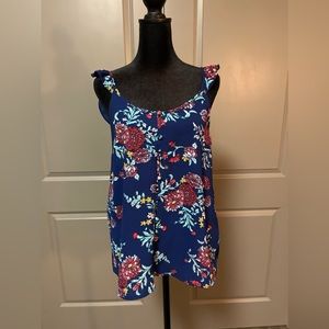 Floral loose fitting tank top size medium